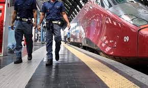 Arrestato ladro algerino alla stazione Centrale di Milano. Immagine di repertorio. Mercoledì 1 febbraio 2023
